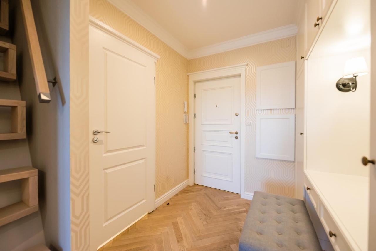 Lovely Apartment In The Heart Of Βαρσοβία Εξωτερικό φωτογραφία